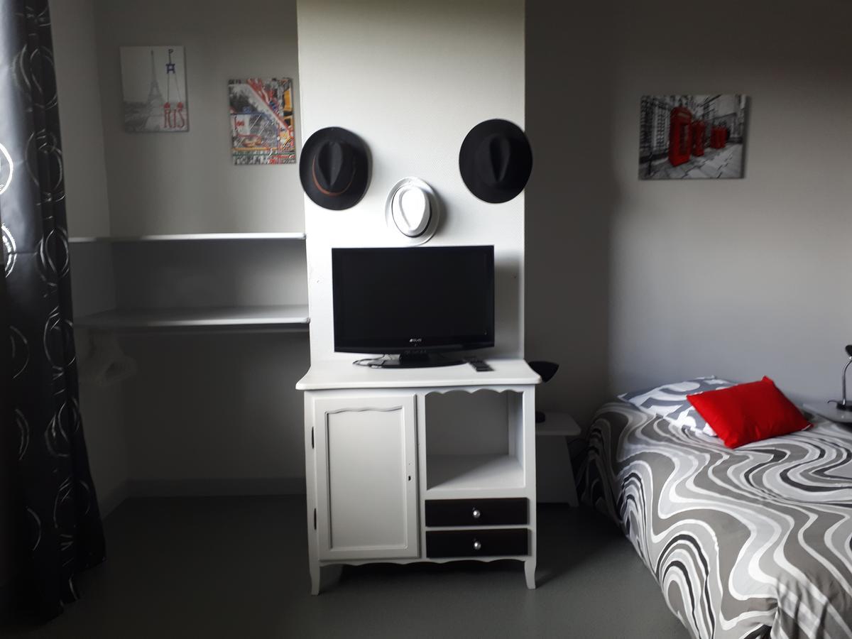 Le Grand Val Bed & Breakfast Lavastrie Екстериор снимка