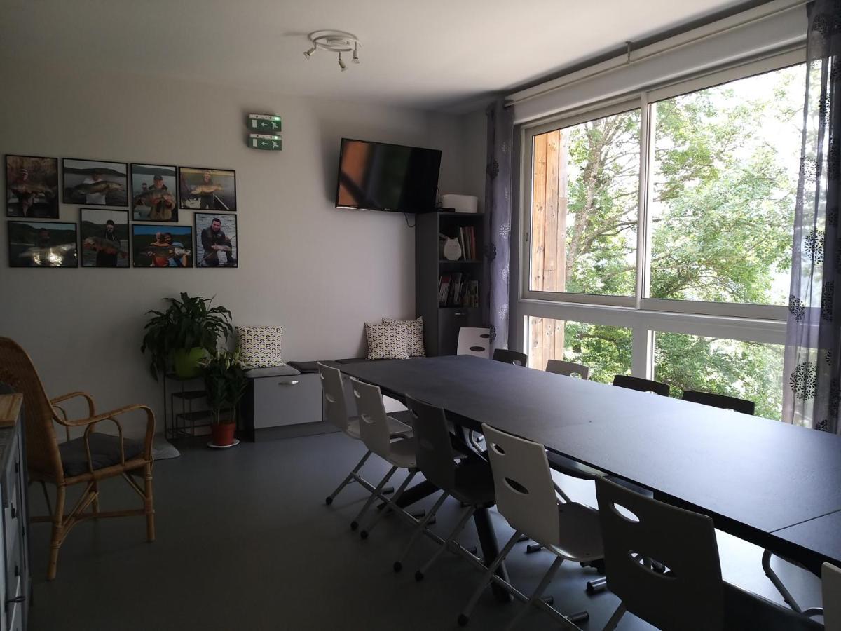 Le Grand Val Bed & Breakfast Lavastrie Екстериор снимка