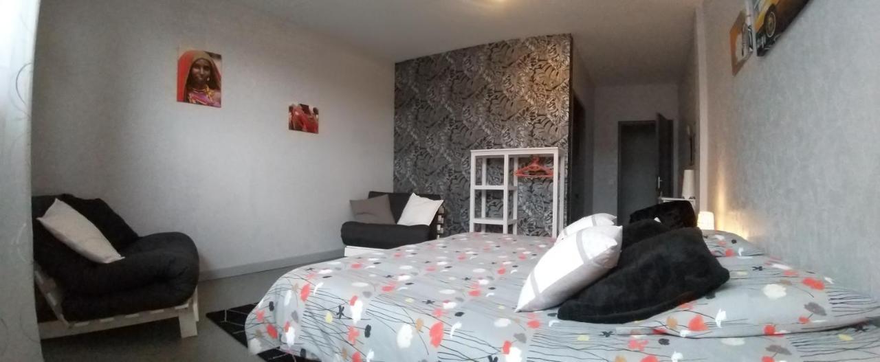 Le Grand Val Bed & Breakfast Lavastrie Екстериор снимка