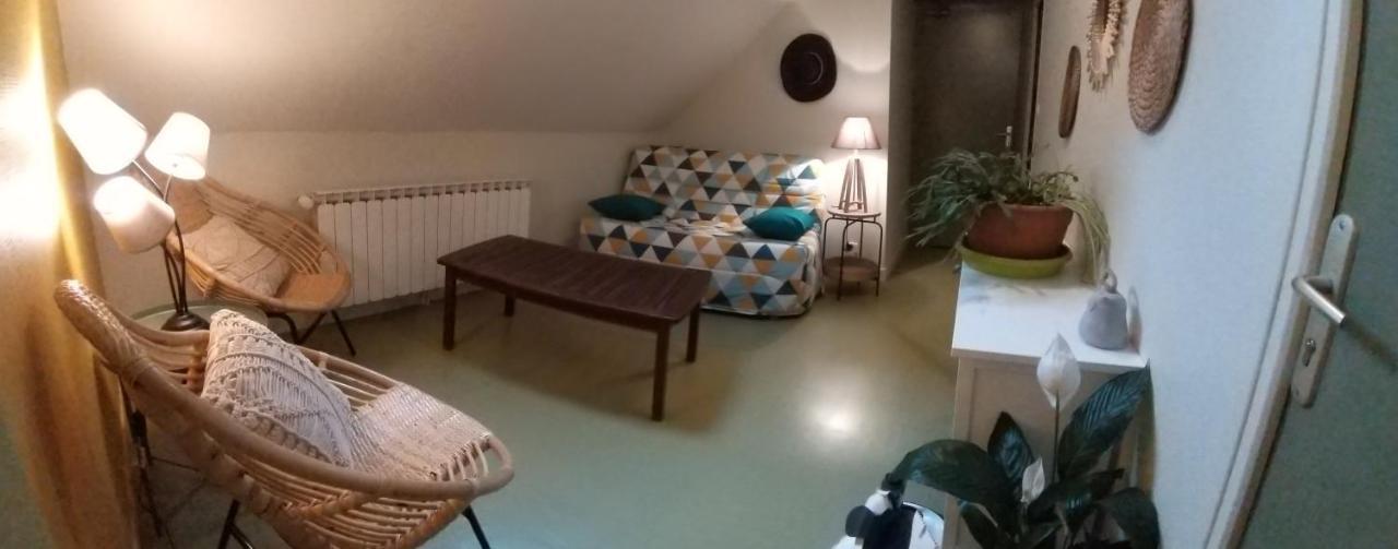 Le Grand Val Bed & Breakfast Lavastrie Екстериор снимка
